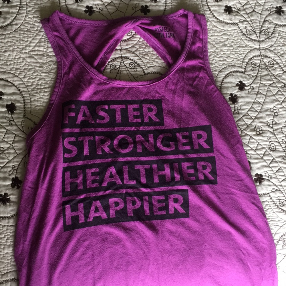 Super cute workout tank with cute back